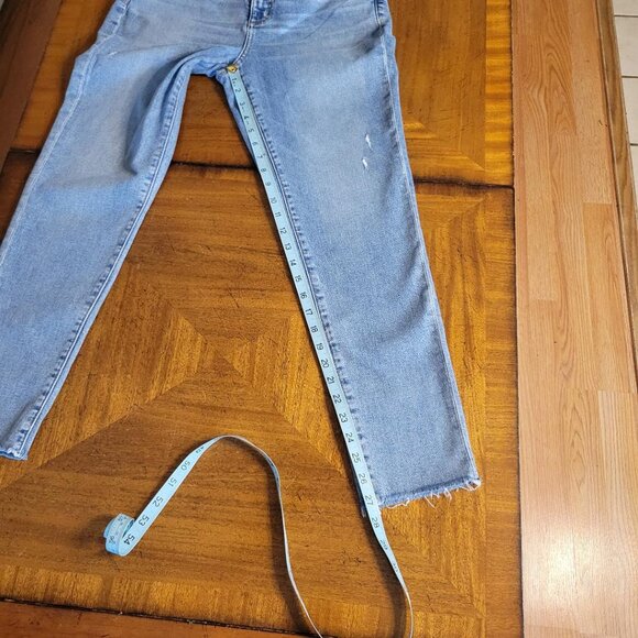 LOFT Denim Curvy Skinny Light Blue Jeans - Size 8/29 - Picture 14 of 16